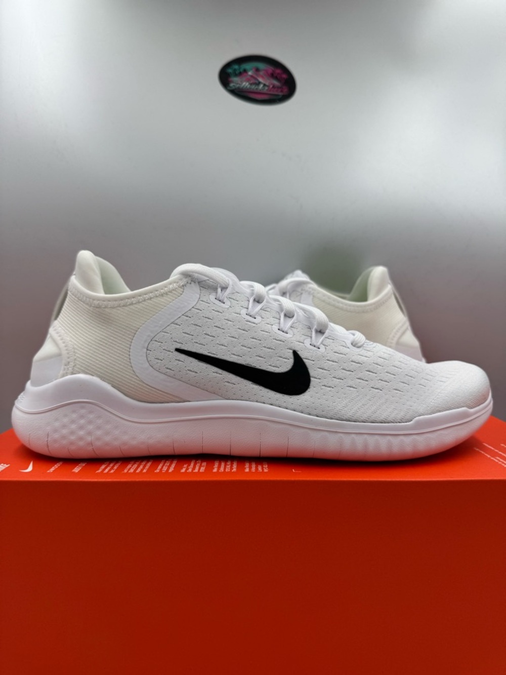 Nike Free RN 2018 White Black BRAND NEW Size 10 Women